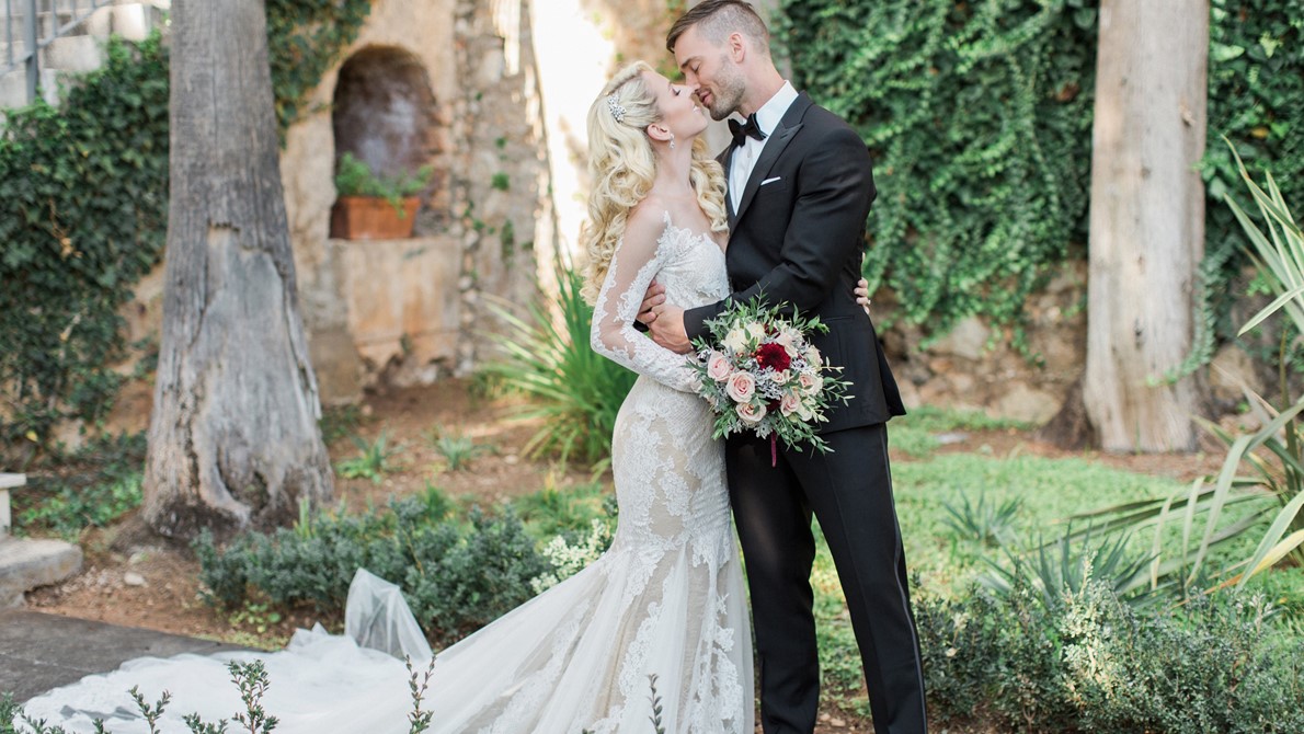 Intimate and romantic wedding in Dubrovnik
